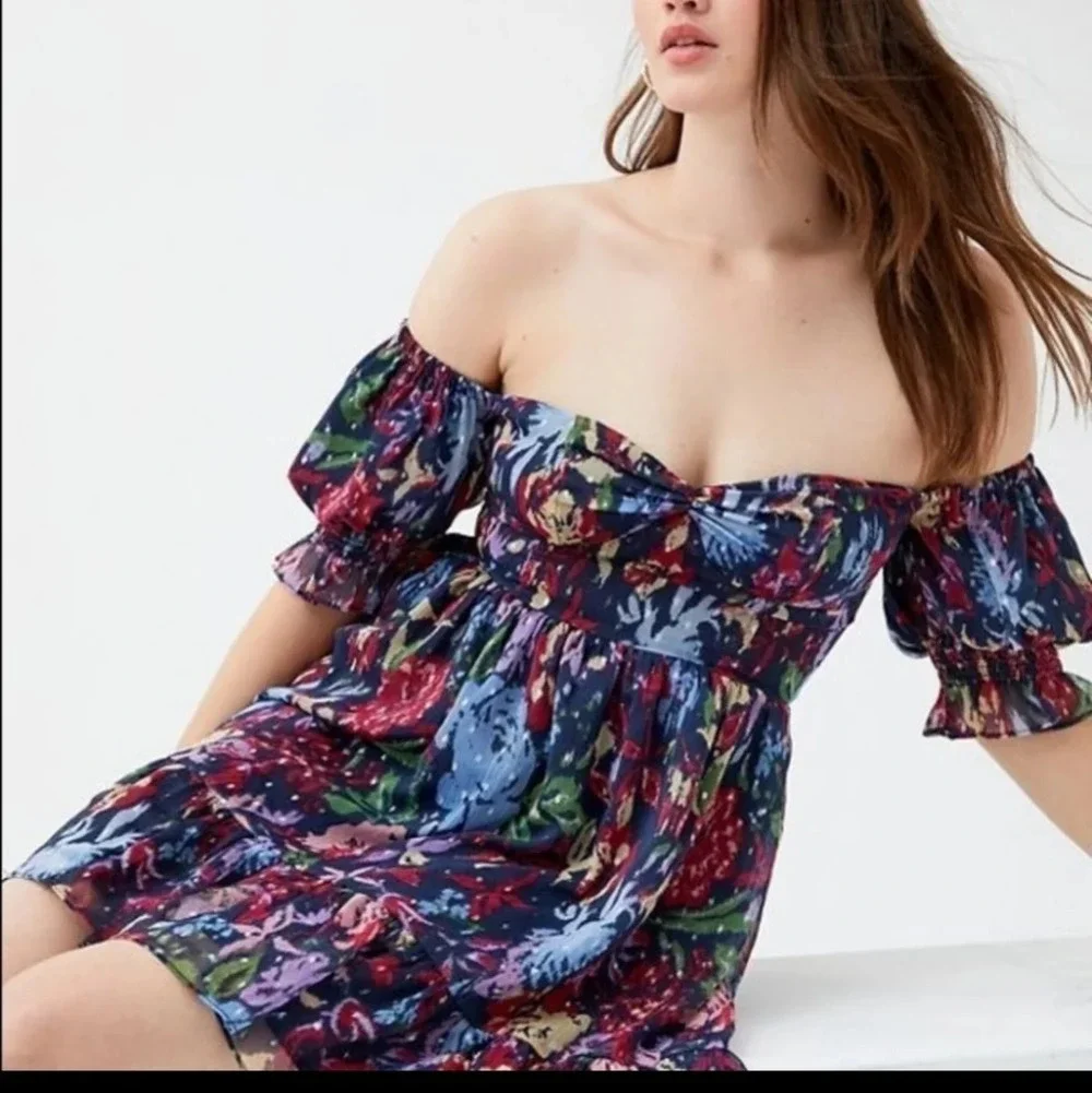 Urban Outfitters‎ Off The Shoulder Floral Dress